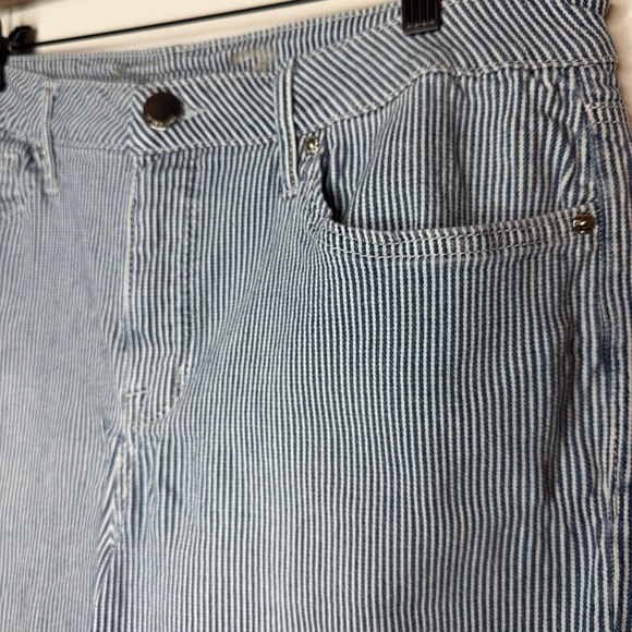 Seven7 Blue Striped Shorts - Picture 2 of 4